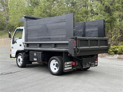 2005 GMC W4500 Dump Truck - Photo 4 - South Weymouth, MA 02190