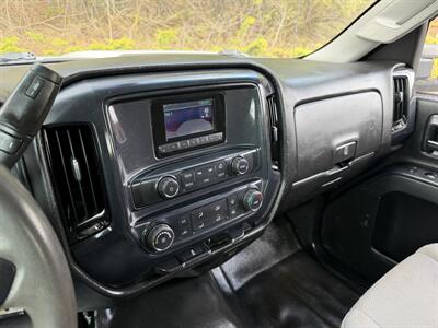 2015 Chevrolet Silverado 3500HD Dump Truck   - Photo 20 - South Weymouth, MA 02190