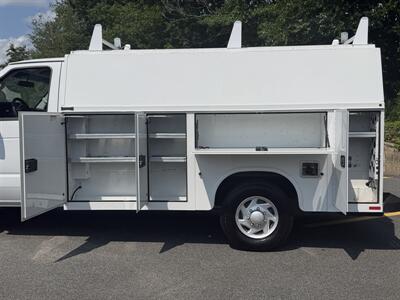2022 Ford E-350 SD - Photo 26 - South Weymouth, MA 02190