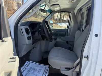 2022 Ford E-350 SD   - Photo 12 - South Weymouth, MA 02190