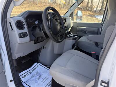 2022 Ford E-350 SD   - Photo 21 - South Weymouth, MA 02190
