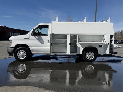 2022 Ford E-350 SD   - Photo 9 - South Weymouth, MA 02190