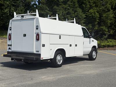 2022 Ford E-350 SD - Photo 6 - South Weymouth, MA 02190