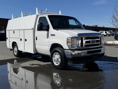 2022 Ford E-350 SD   - Photo 8 - South Weymouth, MA 02190