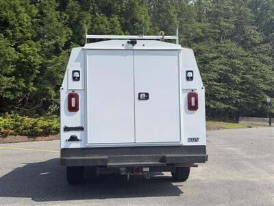 2022 Ford E-350 SD - Photo 5 - South Weymouth, MA 02190