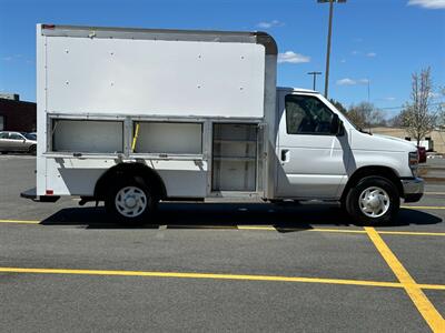 2017 Ford E-Series Van 10' UTILITY   - Photo 11 - South Weymouth, MA 02190