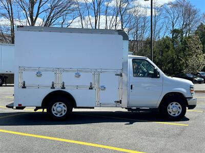 2017 Ford E-Series Van 10' UTILITY   - Photo 8 - South Weymouth, MA 02190