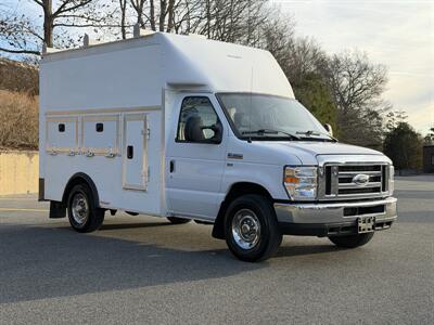 2017 Ford E-350 SD   - Photo 25 - South Weymouth, MA 02190
