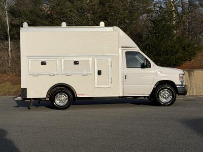 2017 Ford E-350 SD   - Photo 7 - South Weymouth, MA 02190