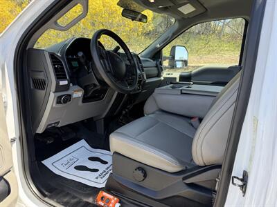 2017 Ford F-350 Super Duty XL   - Photo 22 - South Weymouth, MA 02190