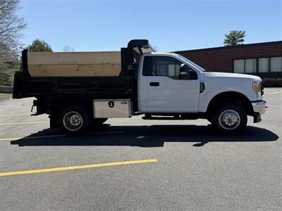 2017 Ford F-350 Super Duty XL   - Photo 6 - South Weymouth, MA 02190