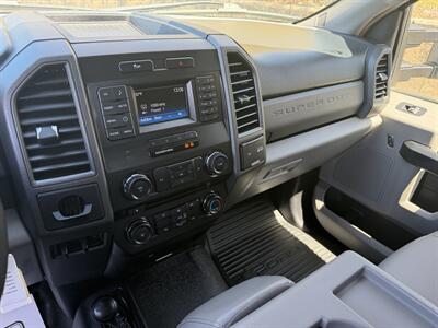 2017 Ford F-350 Super Duty XL   - Photo 19 - South Weymouth, MA 02190