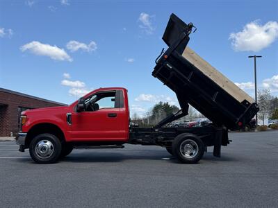 2017 Ford F-350 Super Duty XL   - Photo 9 - South Weymouth, MA 02190
