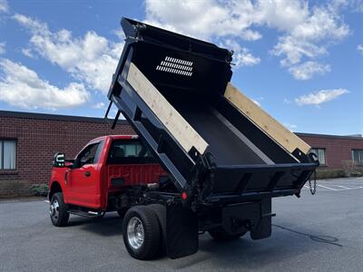 2017 Ford F-350 Super Duty XL   - Photo 10 - South Weymouth, MA 02190