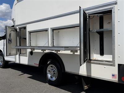 2022 Chevrolet Express 12' Utility Service Van 3500 Workport - Photo 27 - South Weymouth, MA 02190