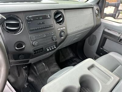 2015 Ford F-550 XL  Dump - Photo 23 - South Weymouth, MA 02190