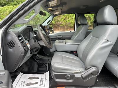 2015 Ford F-550 XL  Dump - Photo 15 - South Weymouth, MA 02190