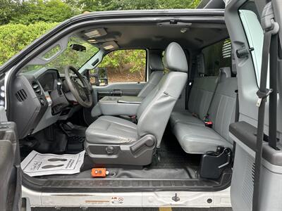 2015 Ford F-550 XL  Dump - Photo 13 - South Weymouth, MA 02190