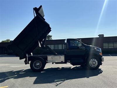 2006 Ford F750 Dump   - Photo 13 - South Weymouth, MA 02190