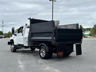 2009 Chevrolet 4500 Kodiak   - Photo 4 - South Weymouth, MA 02190