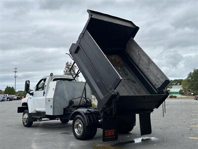 2009 Chevrolet 4500 Kodiak   - Photo 11 - South Weymouth, MA 02190