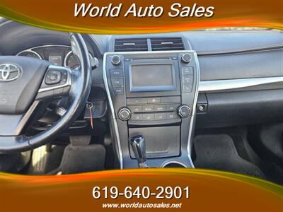 2015 Toyota Camry SE   - Photo 12 - San Diego, CA 92105