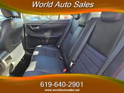 2015 Toyota Camry SE   - Photo 9 - San Diego, CA 92105