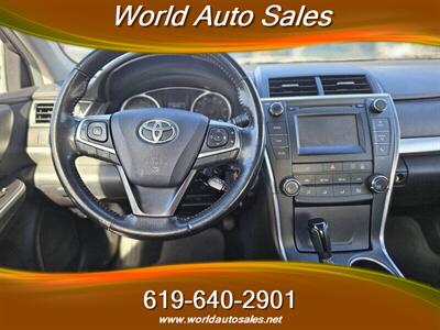 2015 Toyota Camry SE   - Photo 11 - San Diego, CA 92105