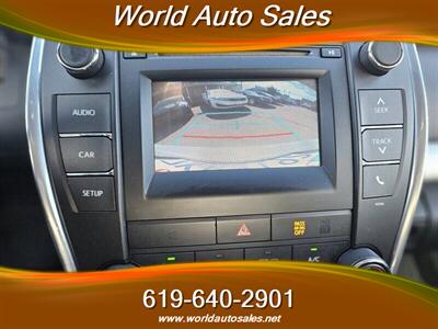2015 Toyota Camry SE   - Photo 14 - San Diego, CA 92105