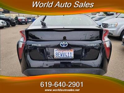 2018 TOYOTA PRIUS   - Photo 4 - San Diego, CA 92105