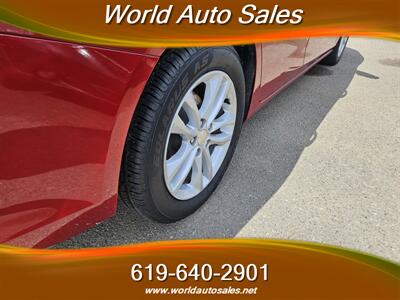 2016 Chevrolet Malibu Hybrid   - Photo 4 - San Diego, CA 92105