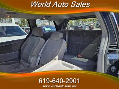 2005 Toyota Sienna CE 7 Passenger - Photo 9 - San Diego, CA 92105