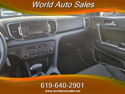 2018 Kia Sportage LX   - Photo 9 - San Diego, CA 92105