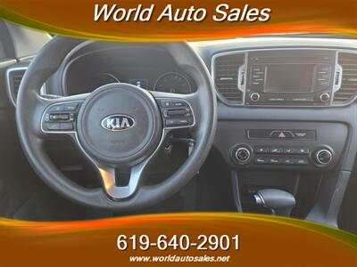 2018 Kia Sportage LX   - Photo 8 - San Diego, CA 92105