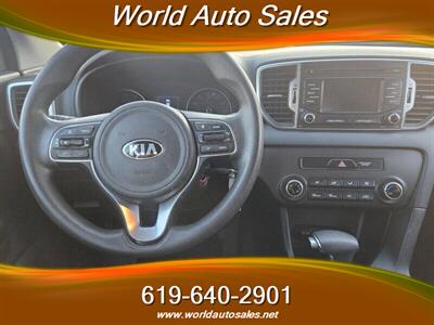 2018 Kia Sportage LX   - Photo 8 - San Diego, CA 92105