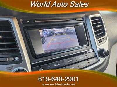 2017 Hyundai TUCSON SE - Photo 12 - San Diego, CA 92105