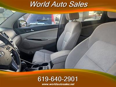 2017 Hyundai TUCSON SE   - Photo 10 - San Diego, CA 92105