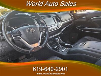 2019 Toyota Highlander Limited - Photo 6 - San Diego, CA 92105