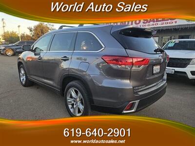 2019 Toyota Highlander Limited - Photo 3 - San Diego, CA 92105