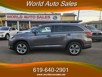 2019 Toyota Highlander Limited   - Photo 2 - San Diego, CA 92105