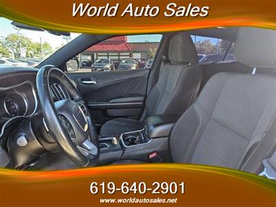 2017 Dodge Charger R/T   - Photo 8 - San Diego, CA 92105