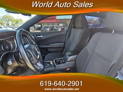 2017 Dodge Charger R/T   - Photo 8 - San Diego, CA 92105
