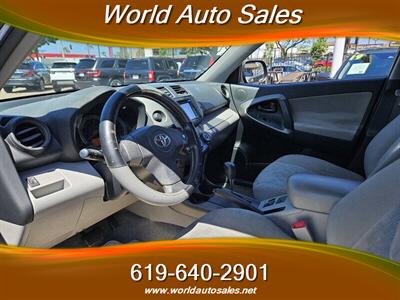 2009 Toyota RAV4   - Photo 6 - San Diego, CA 92105