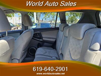 2009 Toyota RAV4   - Photo 8 - San Diego, CA 92105