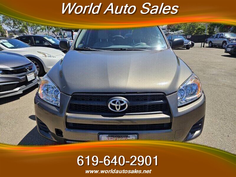 2009 Toyota RAV4 Base - Photo 2