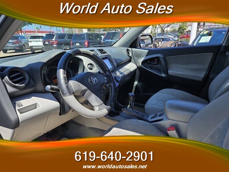 2009 Toyota RAV4 Base - Photo 6