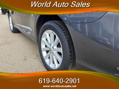 2012 Toyota Venza LE   - Photo 6 - San Diego, CA 92105