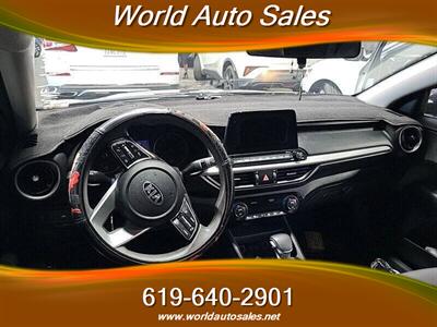 2019 Kia Forte LXS   - Photo 7 - San Diego, CA 92105