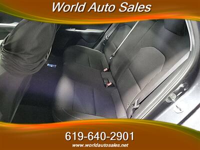 2019 Kia Forte LXS   - Photo 9 - San Diego, CA 92105