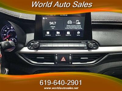 2019 Kia Forte LXS   - Photo 8 - San Diego, CA 92105
